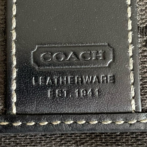 signature coach / classic full size wallet / black on black - Picture 5 of 5